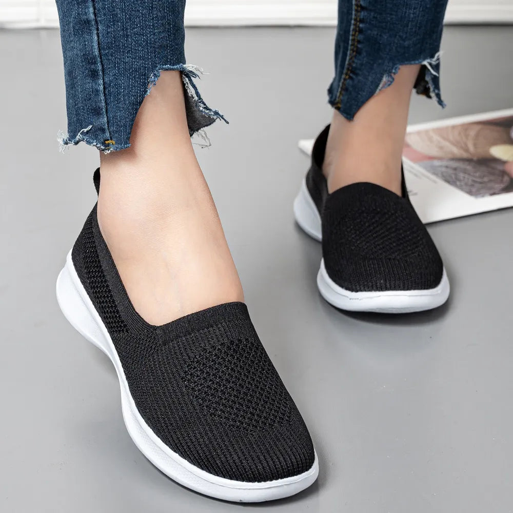 Summer Women Shoes Knitted Sock Women's Sneakers Slip On Shoes Lightweight Flats Women Sports Shoes Plus Size Loafers Plus Size