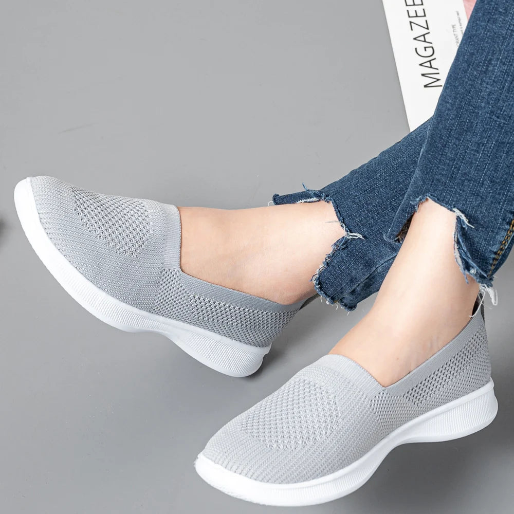 Summer Women Shoes Knitted Sock Women's Sneakers Slip On Shoes Lightweight Flats Women Sports Shoes Plus Size Loafers Plus Size