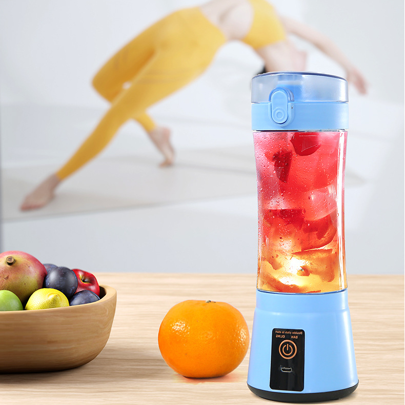 Electric Portable Blender for Fruits Juicing