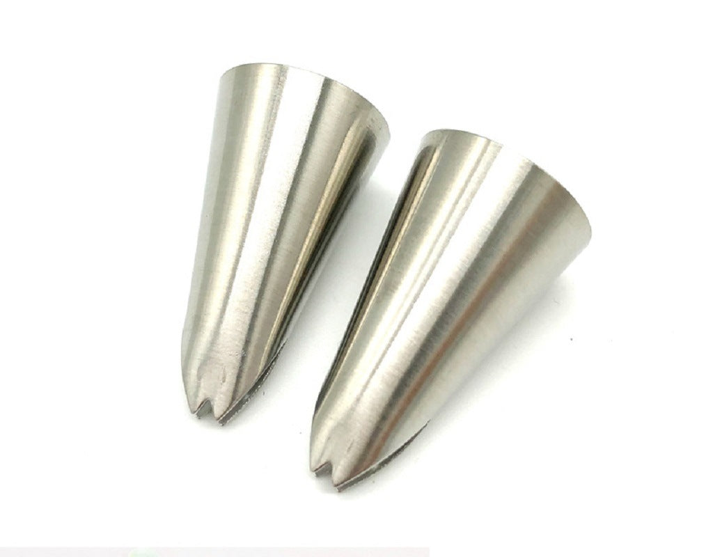 Medium Leaf Piping Nozzle No. 70, Seamless Stainless Steel Icing Piping Cream Pastry Nozzle Tip DIY Cakes Decorating Tool