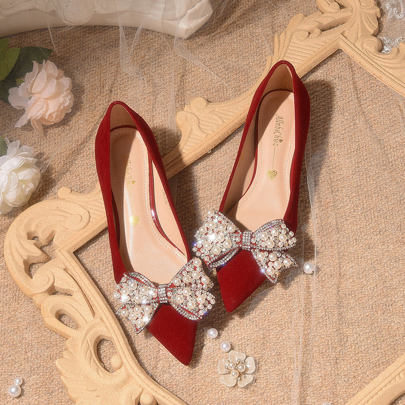 Women's flat shoes; fashion rhinestone decoration; red women's casual shoes